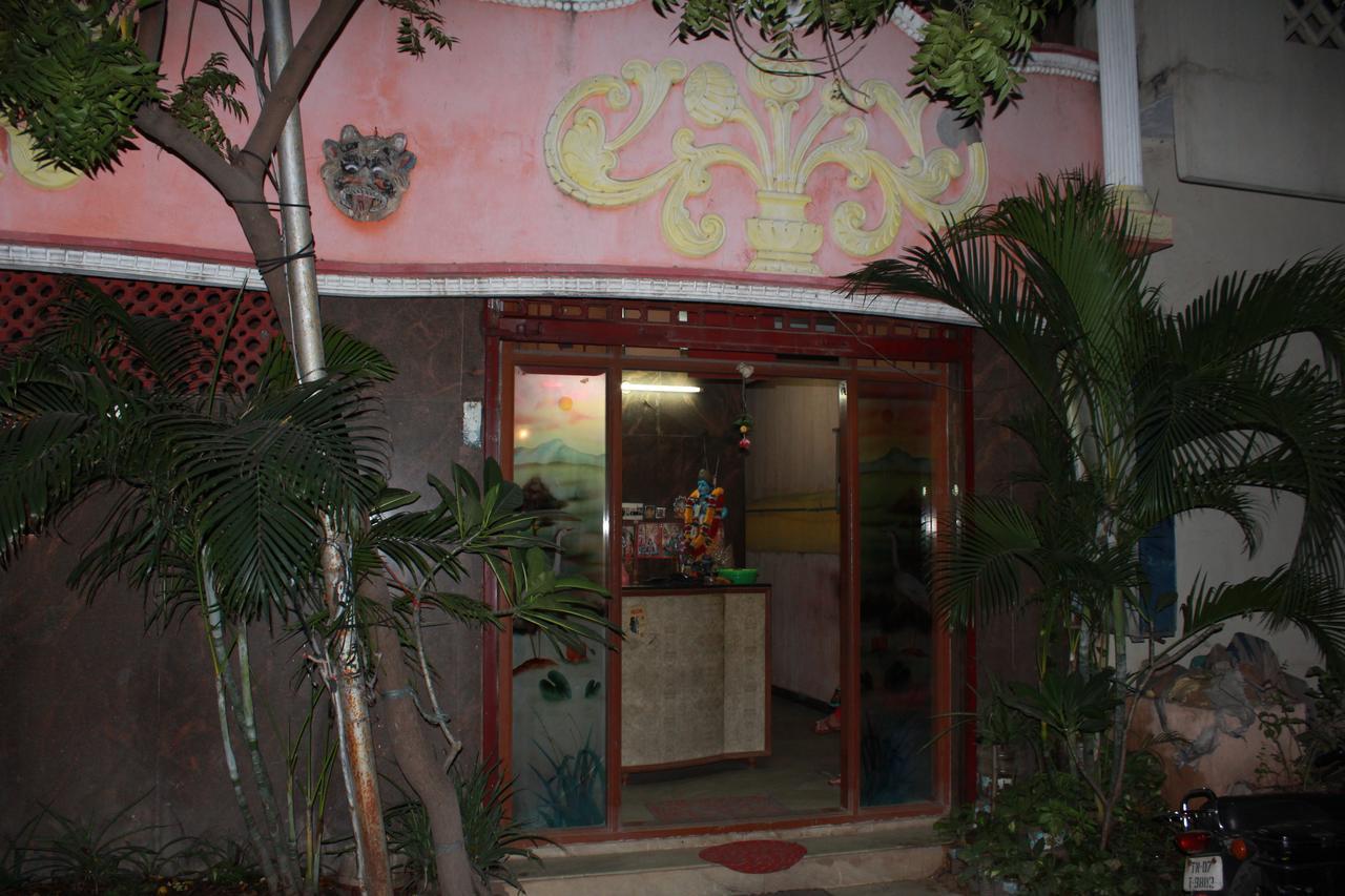 Rising Sun Hotel Chennai Eksteriør billede